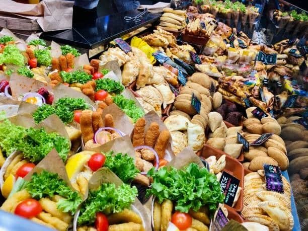 Mediterranean Markets Guide| Fresh Foods, Trends & Shopping Tips 1 image 5